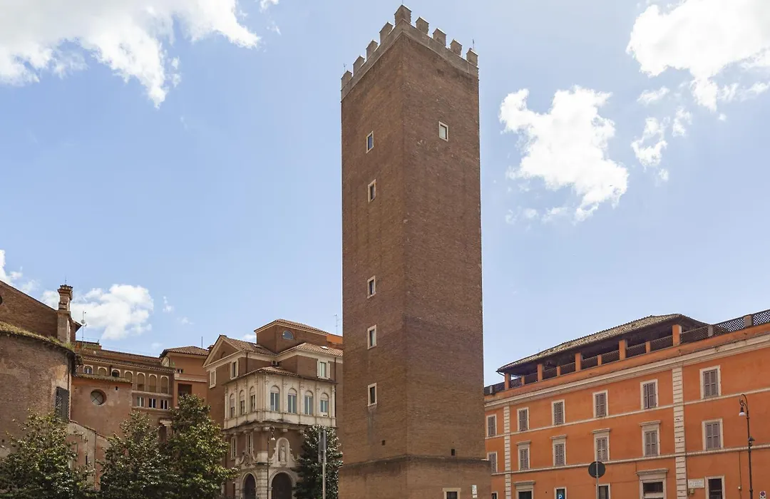 Colosseo Historic Apartment-1